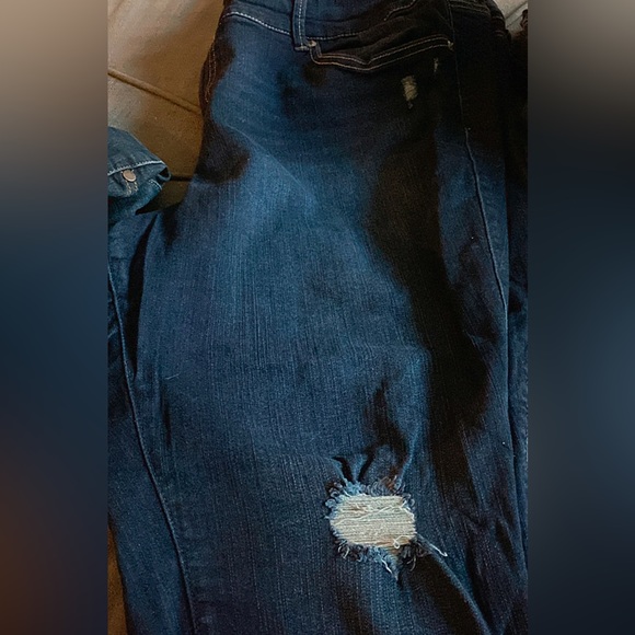 Torrid Premium Distressed Jegging 24XS (extra short) - Picture 8 of 10